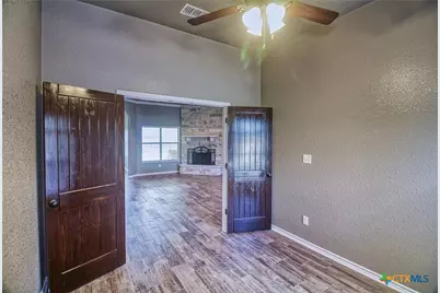 2033 Cork Oak Drive, Harker Heights, TX 76548 - Photo 9