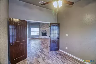 2033 Cork Oak Dr, Harker Heights, TX 76548 - Photo 9
