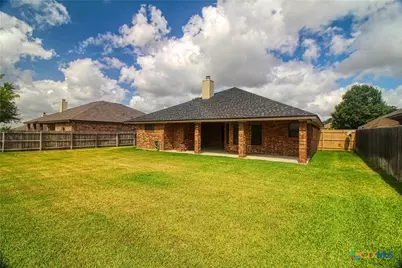2033 Cork Oak Drive, Harker Heights, TX 76548 - Photo 17