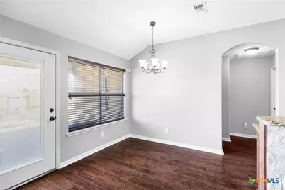 111 San Polo Court, Victoria, TX 77904 - Photo 9