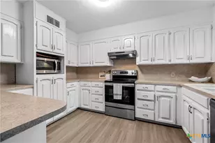 3064 Summit Dr, Belton, TX 76513 - Photo 11