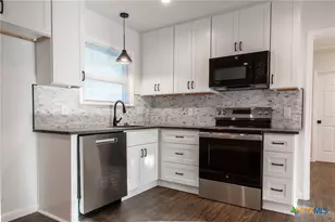2019 S 9th St, Temple, TX 76504 - Photo 9