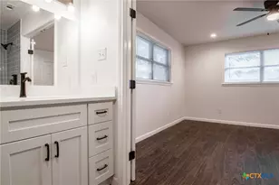 2019 S 9th St, Temple, TX 76504 - Photo 17