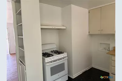 111 W Vardeman Avenue, Killeen, TX 76541 - Photo 5