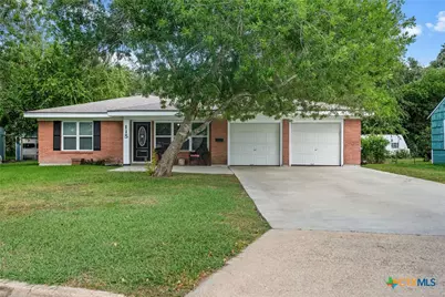 115 Burnet Street, Port Lavaca, TX 77979 - Photo 1