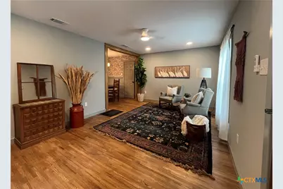 918 S 19th Street, Temple, TX 76504 - Photo 7