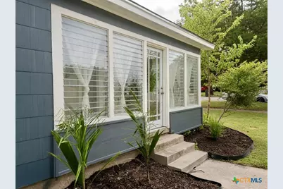 918 S 19th Street, Temple, TX 76504 - Photo 5