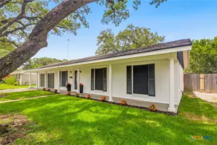 2308 E Loma Vista Ave, Victoria, TX 77901 - Photo 3