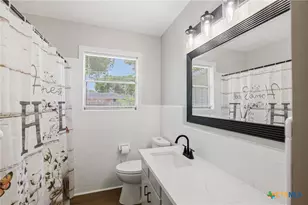 2308 E Loma Vista Ave, Victoria, TX 77901 - Photo 19
