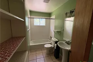 304 Julie St, Burnet, TX 78611 - Photo 7