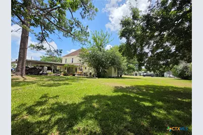 602 W Live Oak Street, Edna, TX 77957 - Photo 3