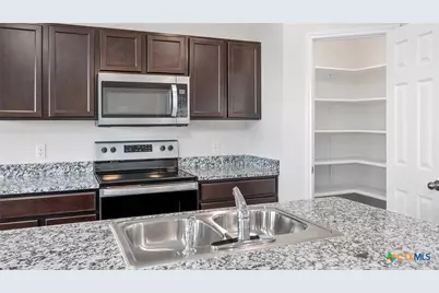 1407 Cordus Jackson Jr Lane, Killeen, TX 76549 - Photo 5