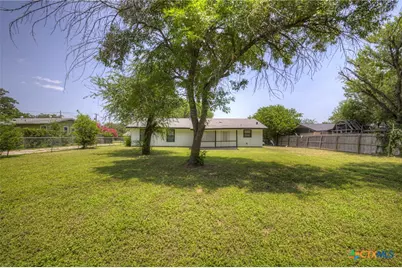 1302 S Mesquite Avenue, New Braunfels, TX 78130 - Photo 29