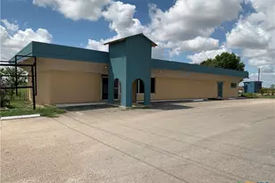 16870 N Hwy 123, San Marcos, TX 78666 - Photo 7
