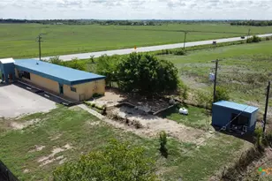 16870 N Hwy 123, San Marcos, TX 78666 - Photo 15