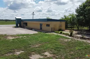 16870 N Hwy 123, San Marcos, TX 78666 - Photo 11