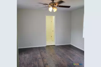 608 Beacon, Cuero, TX 77954 - Photo 11