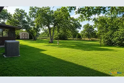 3151 Fm 1386, Luling, TX 78648 - Photo 13