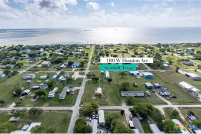 1101-1103 W Houston Avenue, Seadrift, TX 77983 - Photo 1
