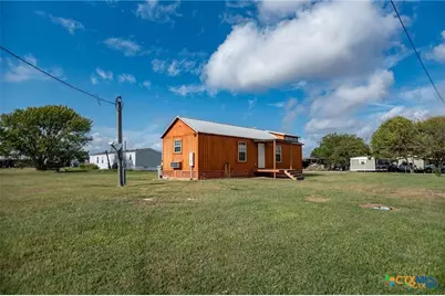 1101-1103 W Houston Avenue, Seadrift, TX 77983 - Photo 3