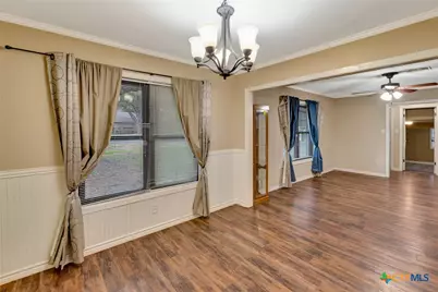 503 Angus Street, Victoria, TX 77904 - Photo 5