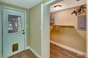 503 Angus St, Victoria, TX 77904 - Photo 31