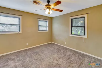 503 Angus Street, Victoria, TX 77904 - Photo 25