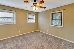 503 Angus St, Victoria, TX 77904 - Photo 25