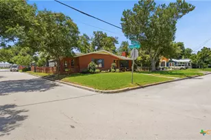 596 Willow Ave, New Braunfels, TX 78130 - Photo 3