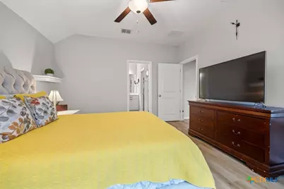 620 Navarro Street, New Braunfels, TX 78132 - Photo 13