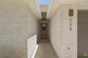 208 Bonner Blvd, New Braunfels, TX 78130 - Photo 5