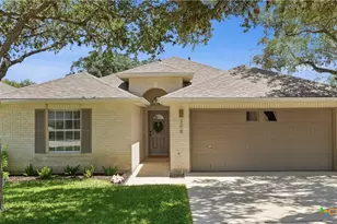208 Bonner Blvd, New Braunfels, TX 78130 - Photo 1