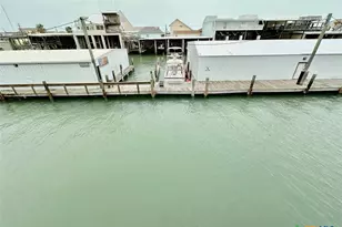 515 S 13th St, Port O'Connor, TX 77982 - Photo 25