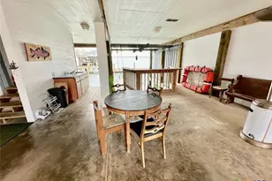 515 S 13th St, Port O'Connor, TX 77982 - Photo 9