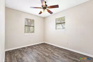185 Black Bass Rd, Lakehills, TX 78063 - Photo 15