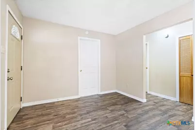 185 Black Bass Road, Lakehills, TX 78063 - Photo 7