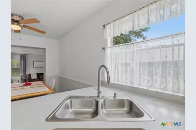 1357 Trail Bluff Drive, New Braunfels, TX 78132 - Photo 5