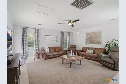 1357 Trail Bluff Drive, New Braunfels, TX 78132 - Photo 9