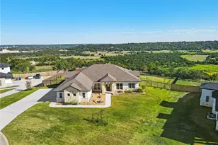 2708 Sun Point Cir, Copperas Cove, TX 76522 - Photo 1