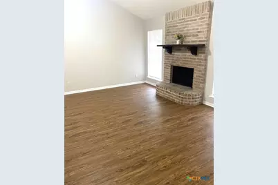 407 Ivanhoe Drive, Victoria, TX 77901 - Photo 3