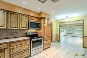 1 Roy Bean Dr, Belton, TX 76513 - Photo 11