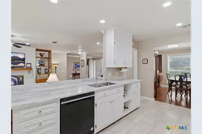 2402 Welsch Lane, New Braunfels, TX 78132 - Photo 19