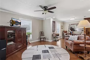 2402 Welsch Ln, New Braunfels, TX 78132 - Photo 9