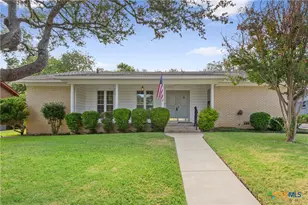 207 Live Oak Dr, Harker Heights, TX 76548 - Photo 1
