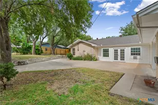 207 Live Oak Dr, Harker Heights, TX 76548 - Photo 25