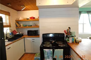 78 Port St, Port Lavaca, TX 77979 - Photo 9