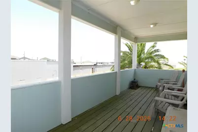 78 Port Street, Port Lavaca, TX 77979 - Photo 3