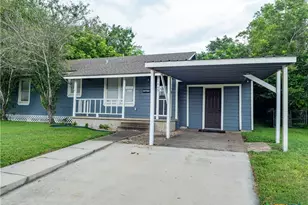 1805 E Crestwood Dr, Victoria, TX 77901 - Photo 1