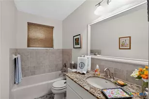 1622 Twin Island Dr, Lockhart, TX 78644 - Photo 21