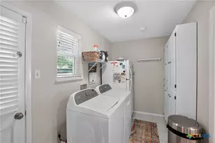 1622 Twin Island Dr, Lockhart, TX 78644 - Photo 27